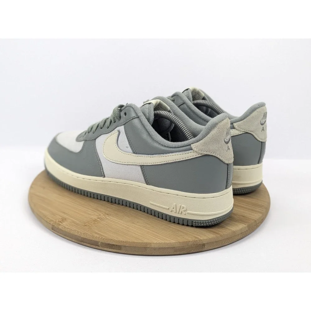 Nike Air Force 1 Low '07 LX Mens 11.5 Mica Green Shoes Sneakers